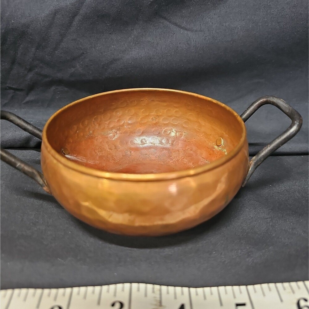 Vintage Hammered Copper Cachepot Planter Side Handles 6" Rustic Home Decor